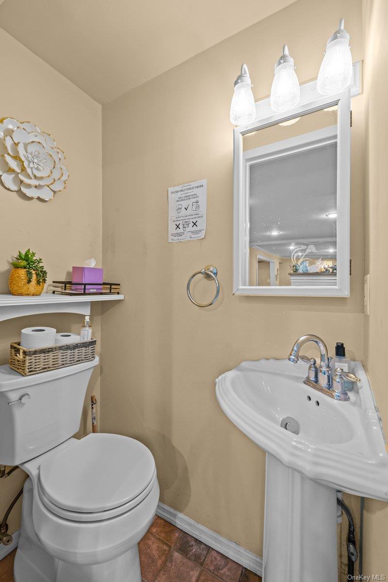 26 West 11th Street Huntington Station, NY 11746