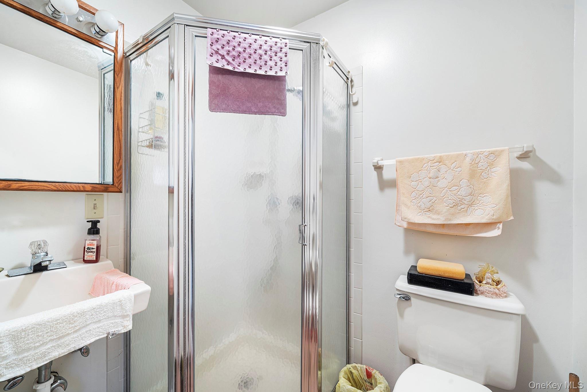 290 Ridge Road Out of NYC Goshen, NY 10916