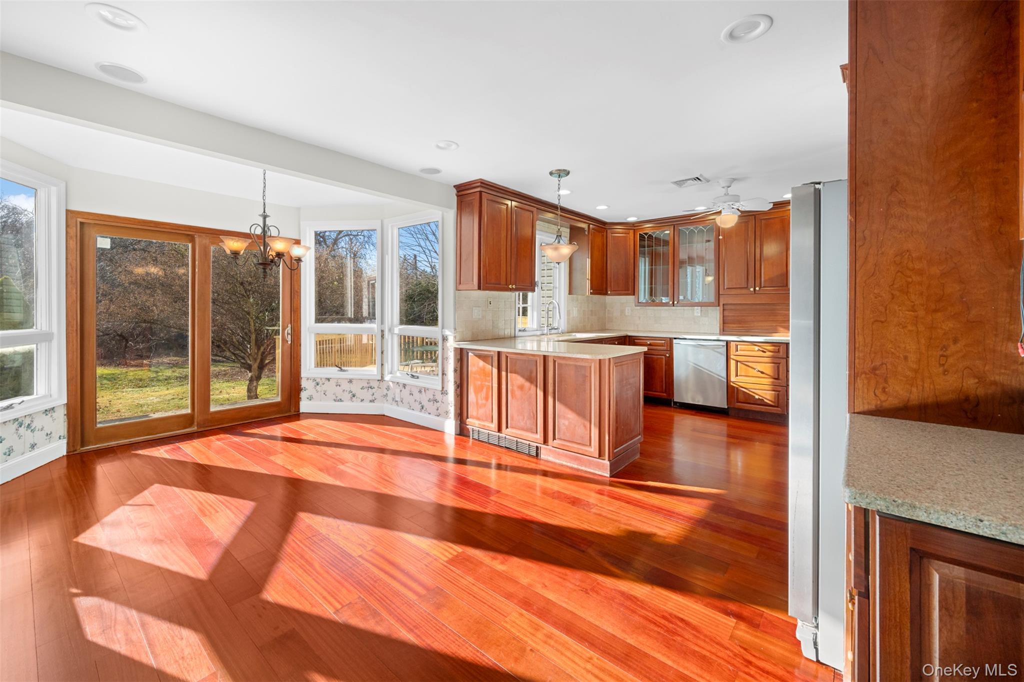 6 Penelope Lane Huntington Huntington, NY 11743