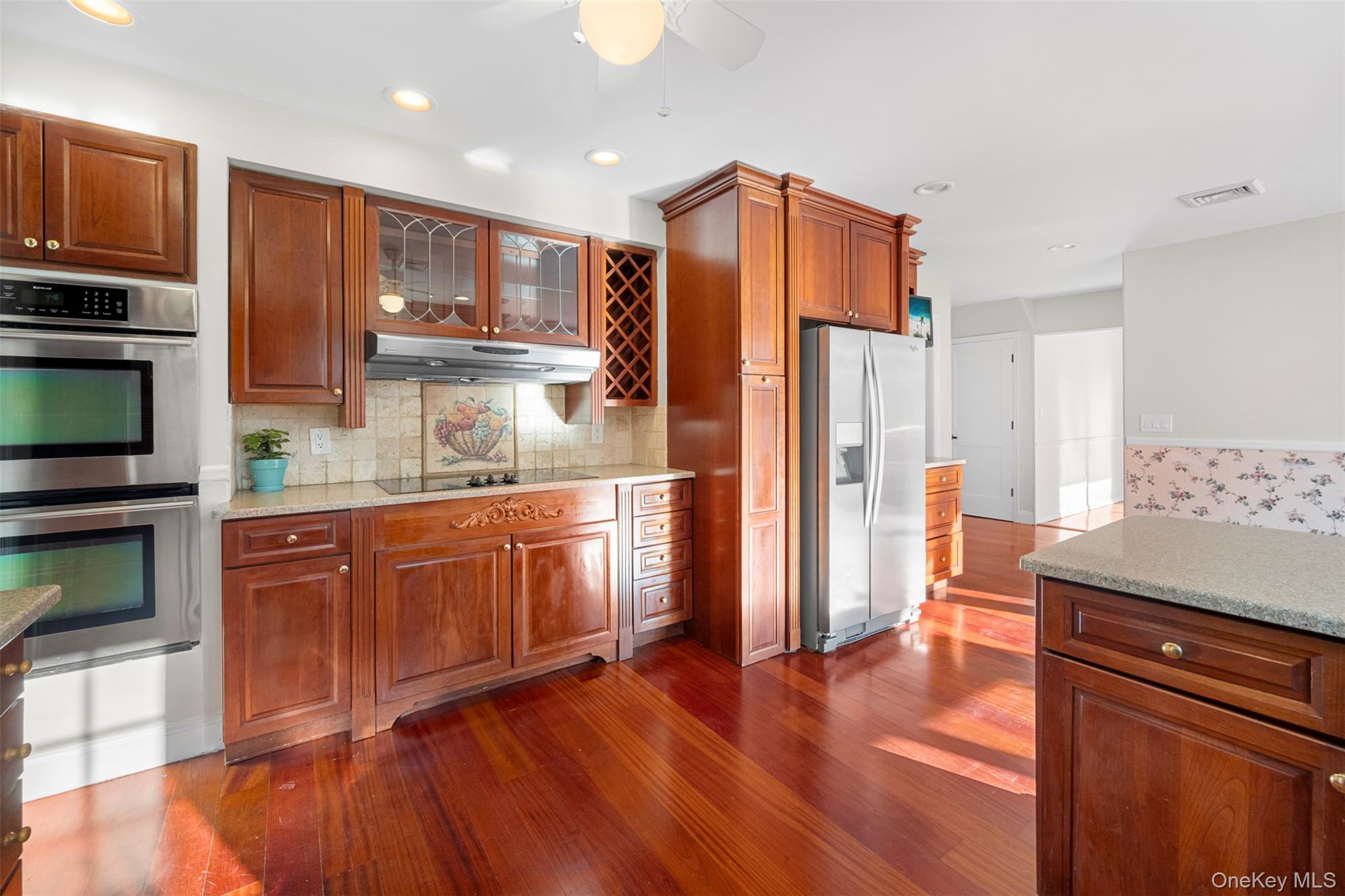 6 Penelope Lane Huntington Huntington, NY 11743