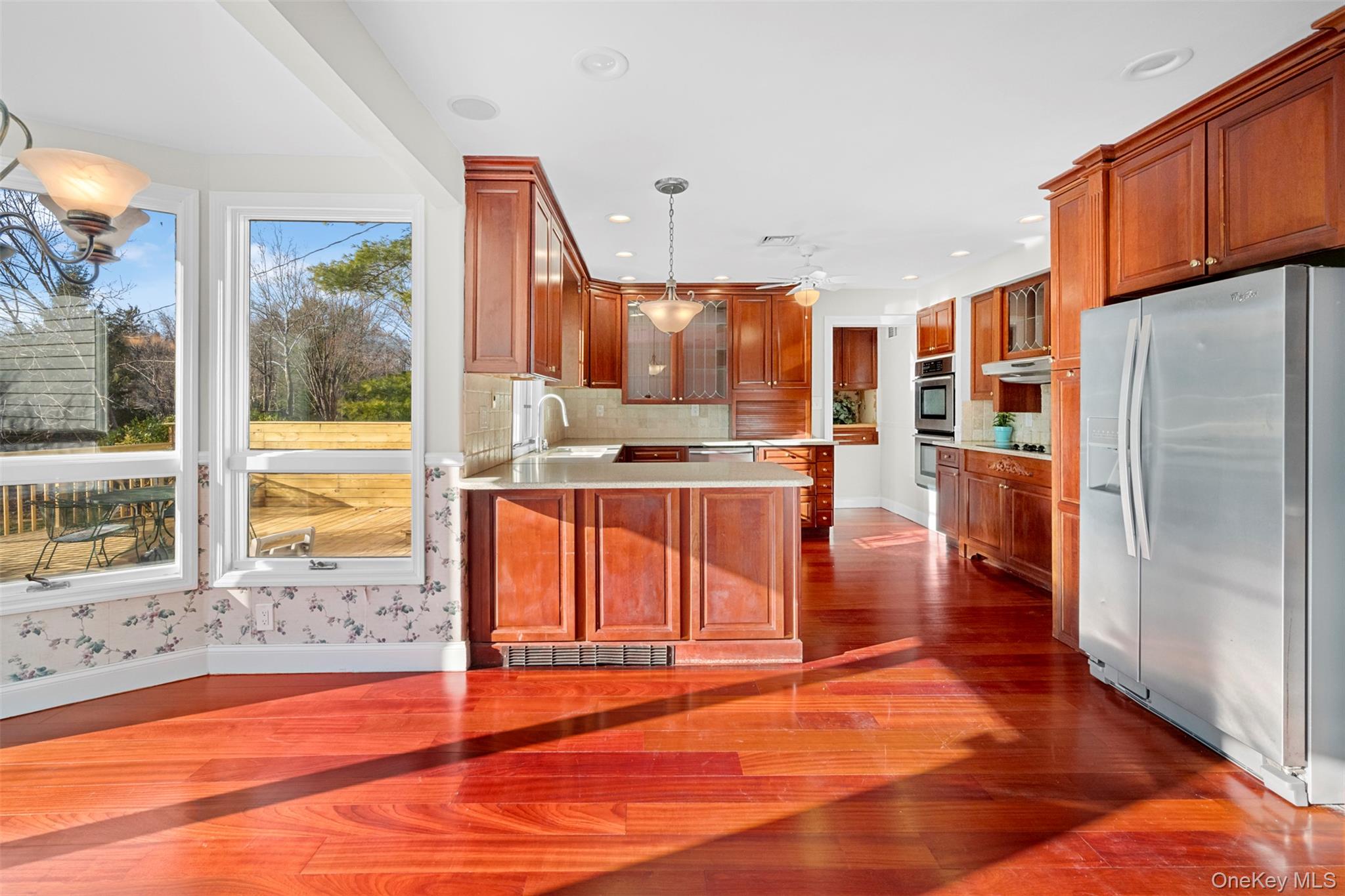 6 Penelope Lane Huntington Huntington, NY 11743