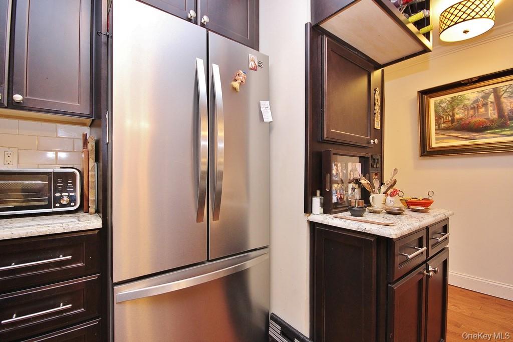 1374 Midland Avenue 101 Bronxville Bronxville, NY 10708