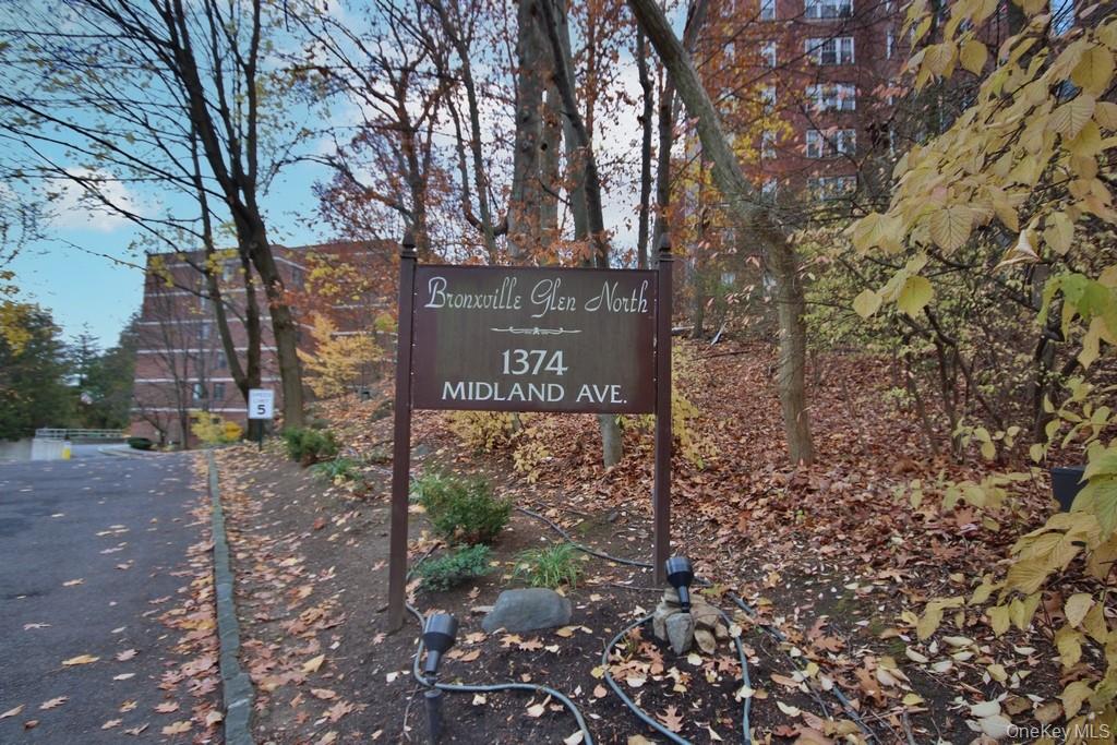 1374 Midland Avenue 101 Bronxville Bronxville, NY 10708