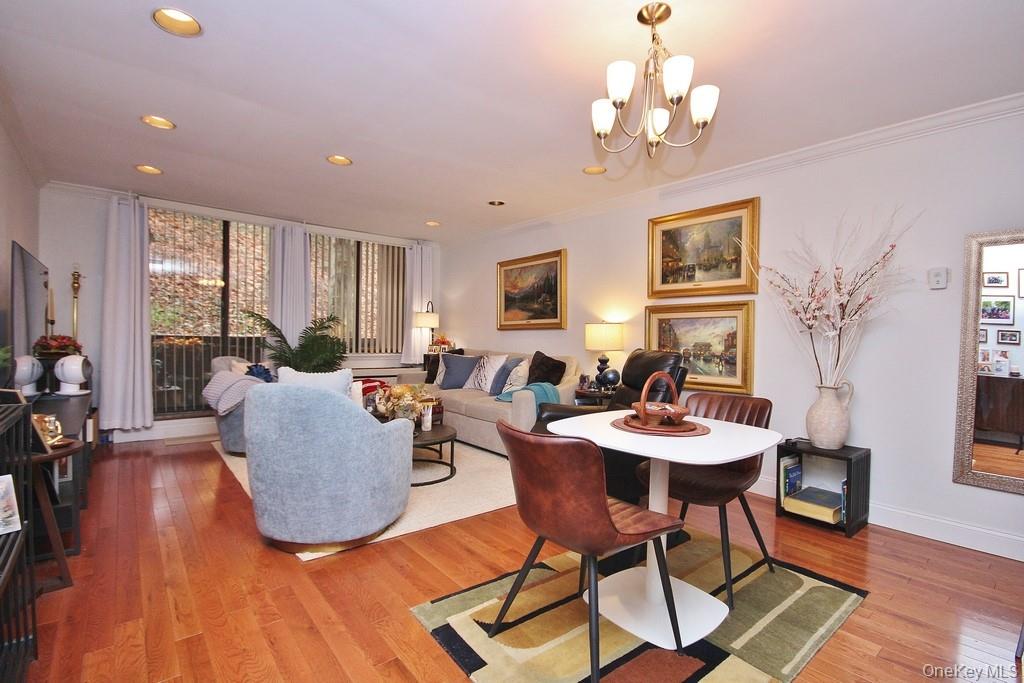 1374 Midland Avenue 101 Bronxville Bronxville, NY 10708