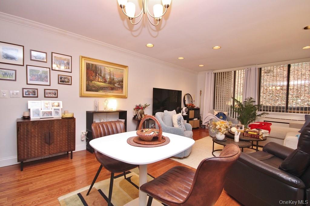 1374 Midland Avenue 101 Bronxville Bronxville, NY 10708