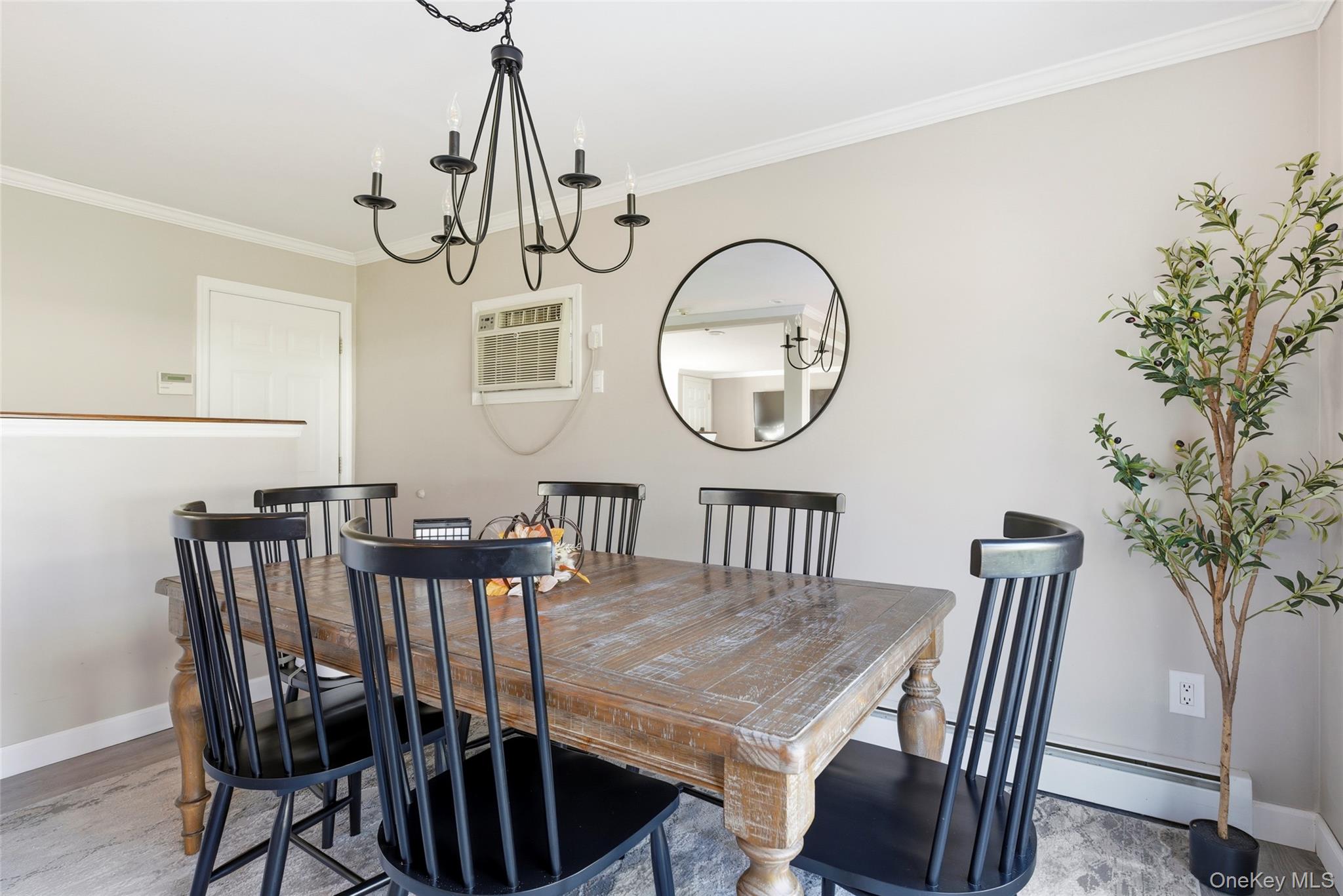 33 Urban Drive Selden Selden, NY 11784