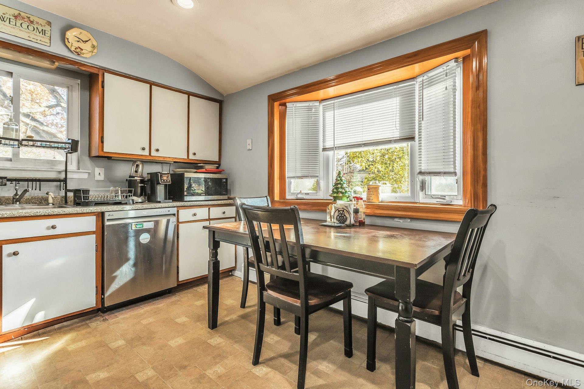 25 Stillwell Street Huntington Huntington, NY 11743