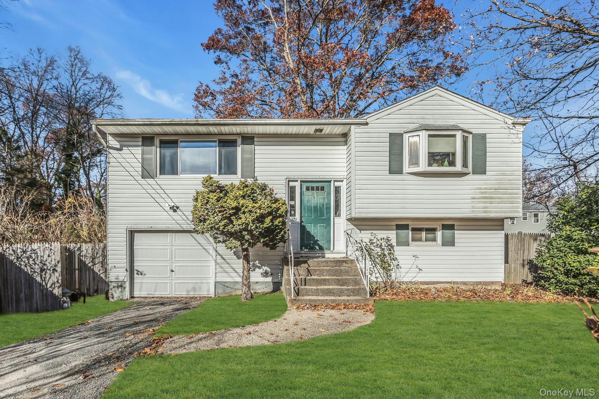 25 Stillwell Street Huntington Huntington, NY 11743