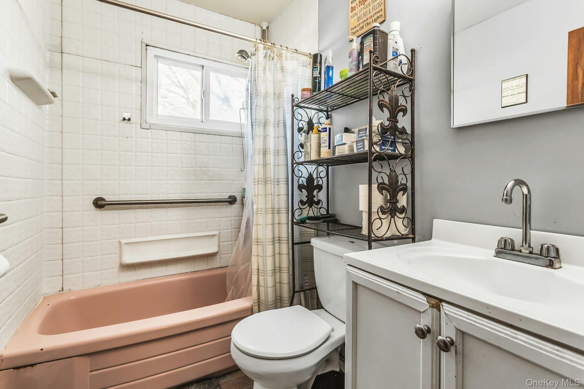 25 Stillwell Street Huntington Huntington, NY 11743