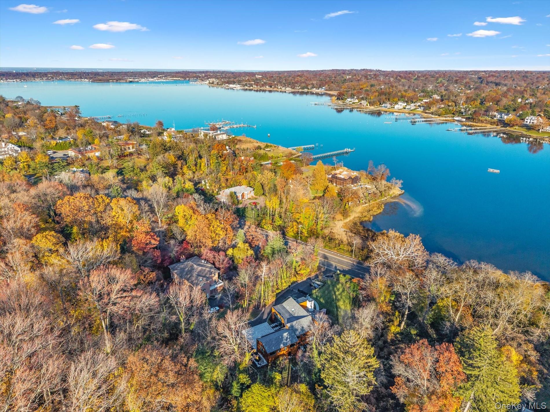 369 East Shore Road Great Neck Great Neck, NY 11024