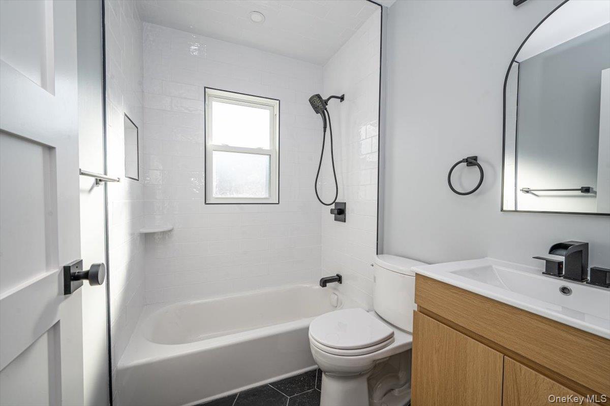 55 Alhambra Road Massapequa Massapequa, NY 11758