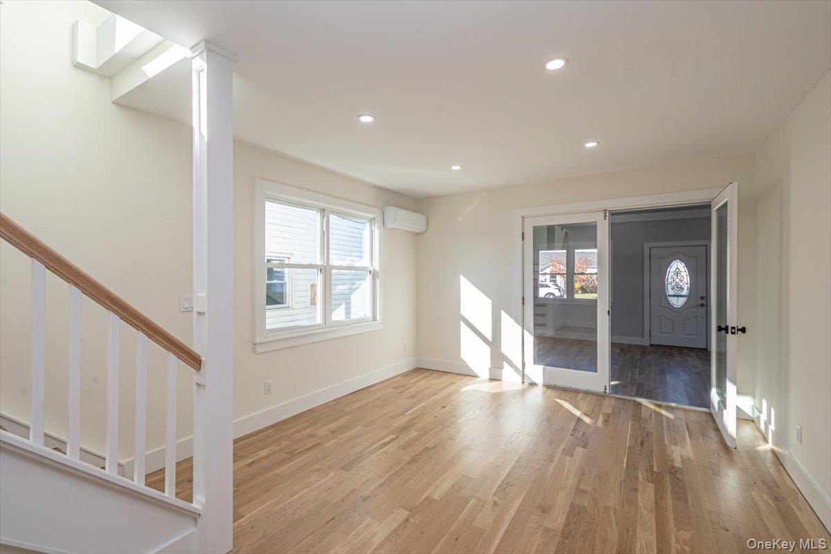 55 Alhambra Road Massapequa Massapequa, NY 11758