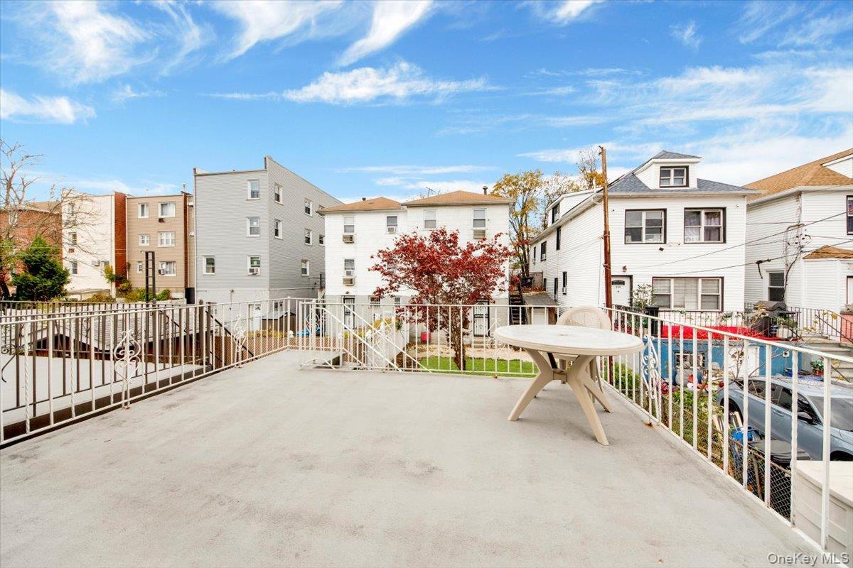 537A Ellsworth Avenue Bronx, NY 10465
