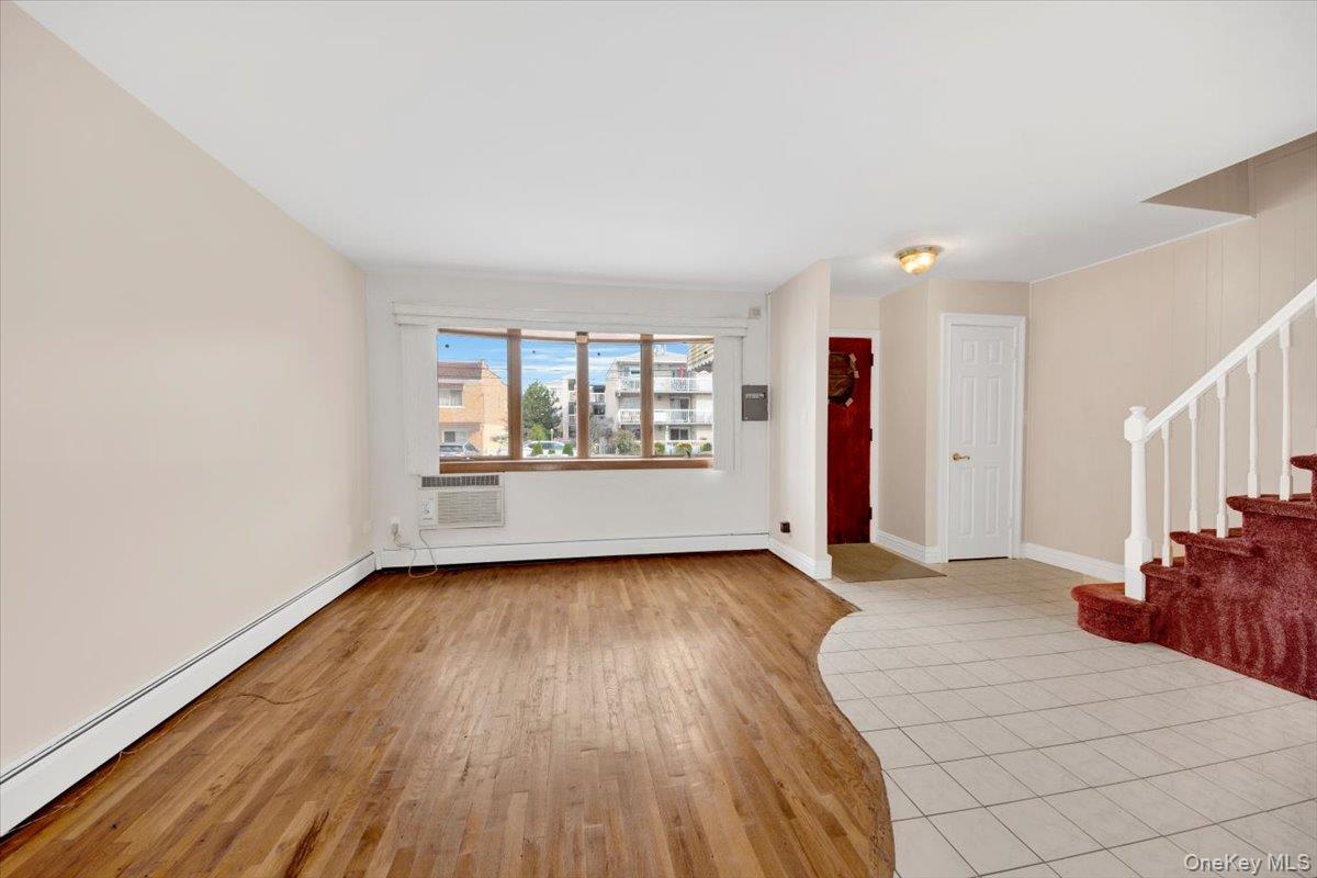 537A Ellsworth Avenue Bronx, NY 10465