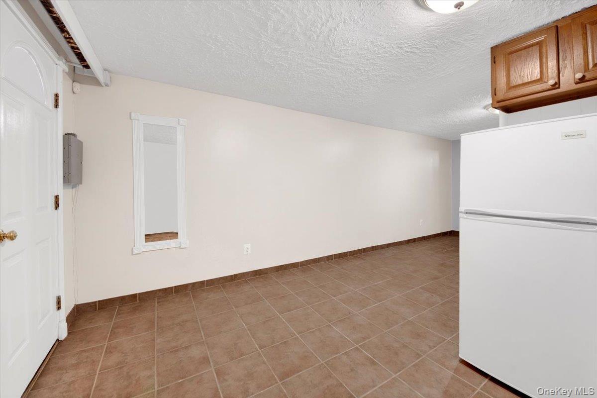 537A Ellsworth Avenue Bronx, NY 10465