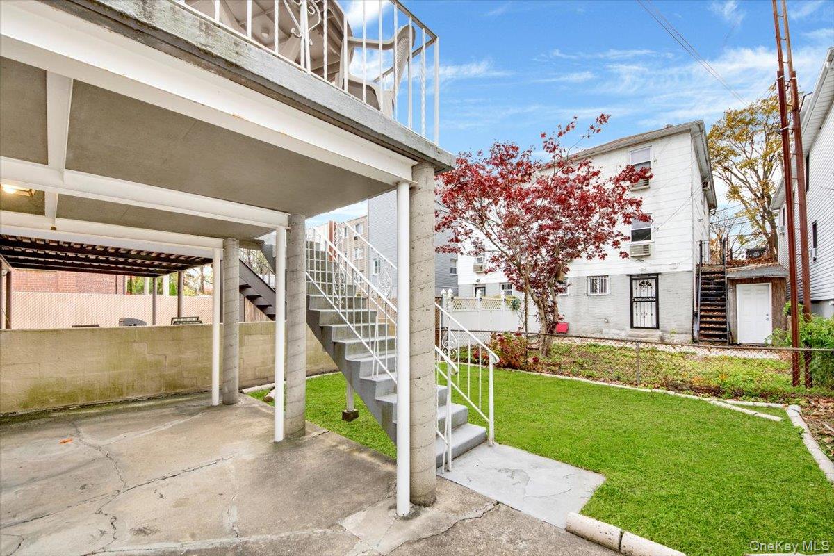 537A Ellsworth Avenue Bronx, NY 10465