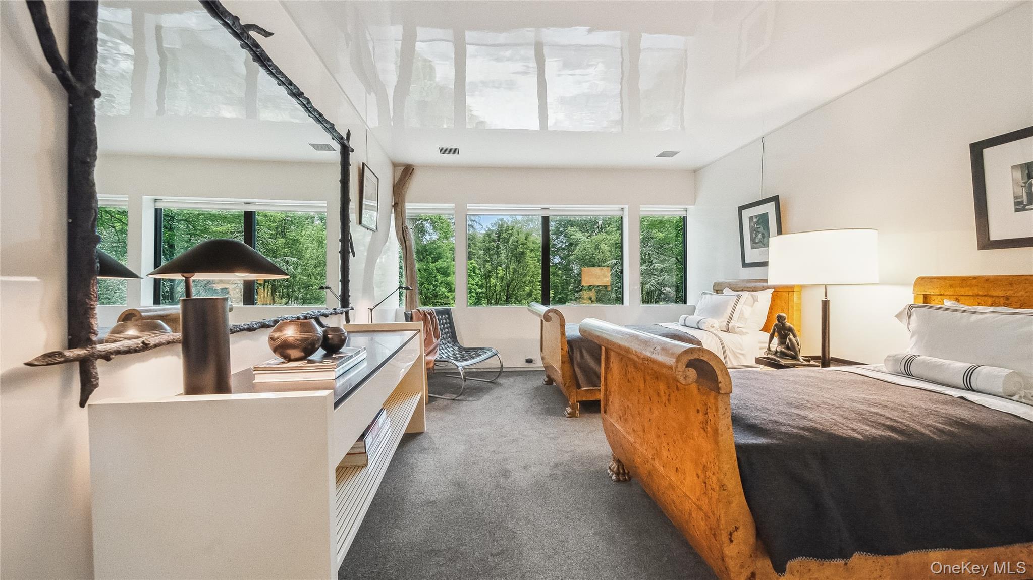 7 Folie Court Manhasset Manhasset, NY 11030