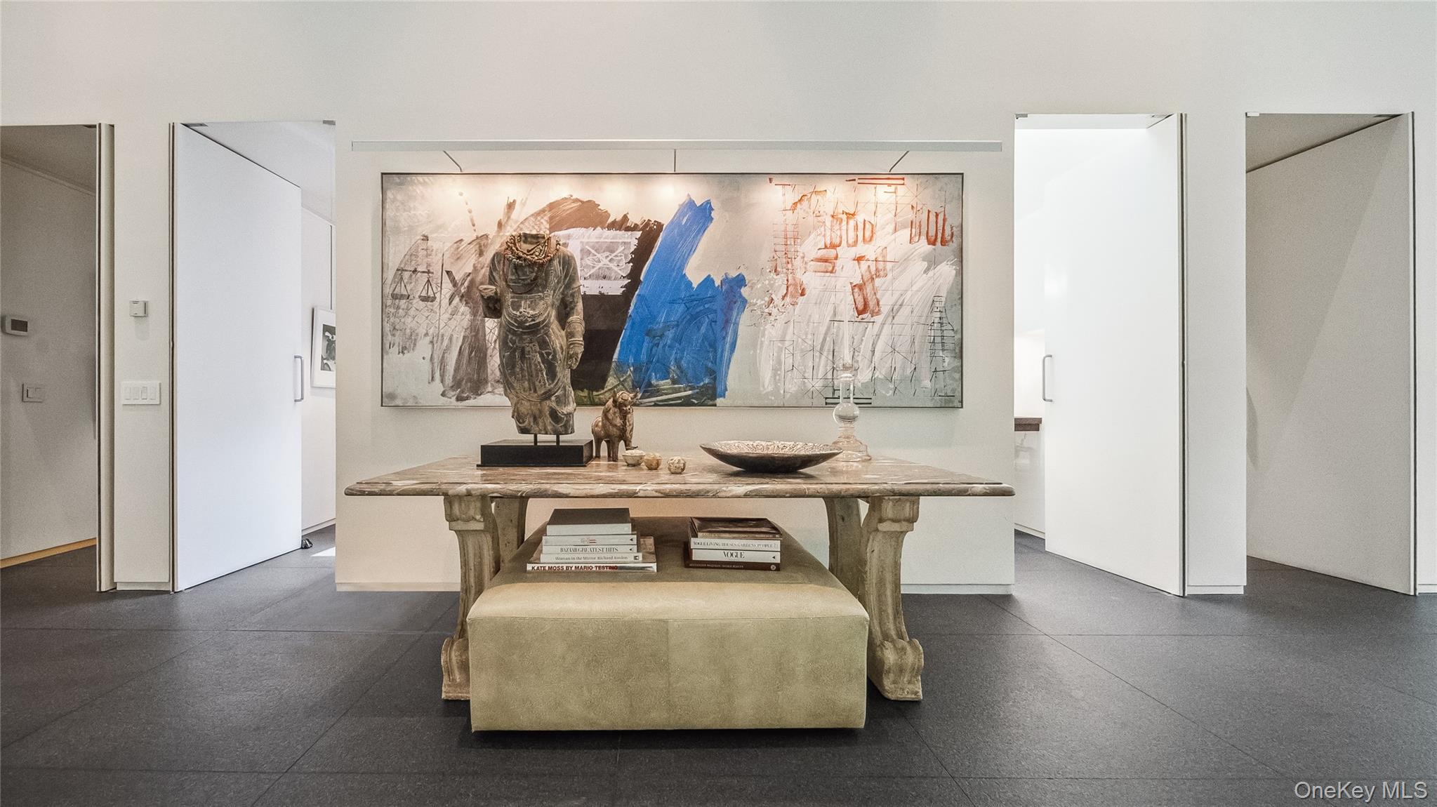 7 Folie Court Manhasset Manhasset, NY 11030