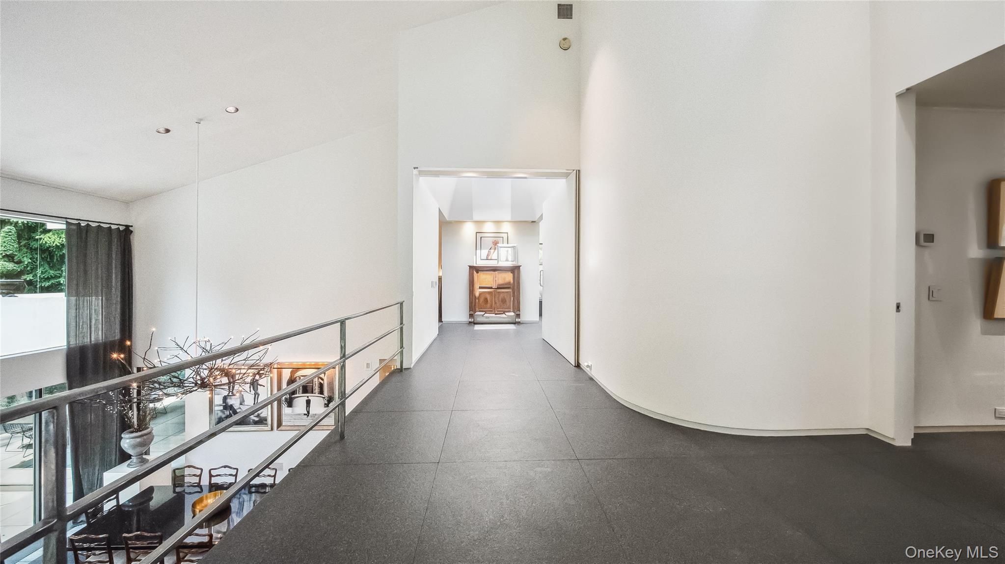 7 Folie Court Manhasset Manhasset, NY 11030