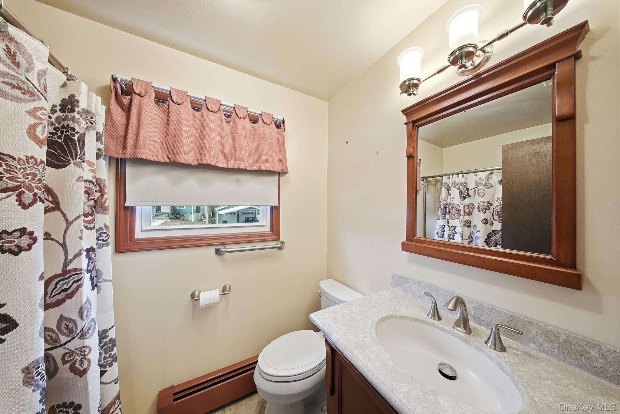 16 Mountain Avenue Out of NYC Middletown, NY 10940