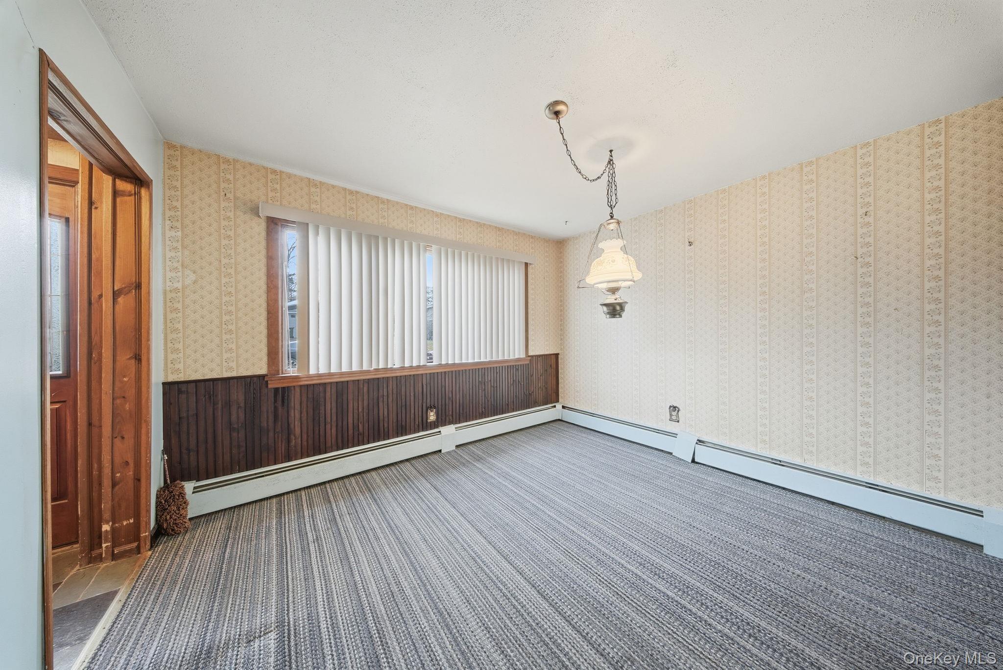 16 Mountain Avenue Out of NYC Middletown, NY 10940