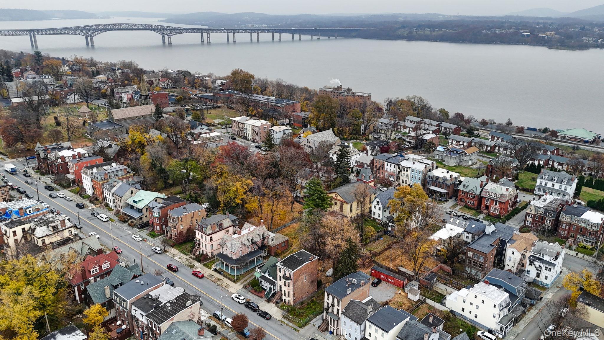 260 Liberty Street Out of NYC Newburgh, NY 12550