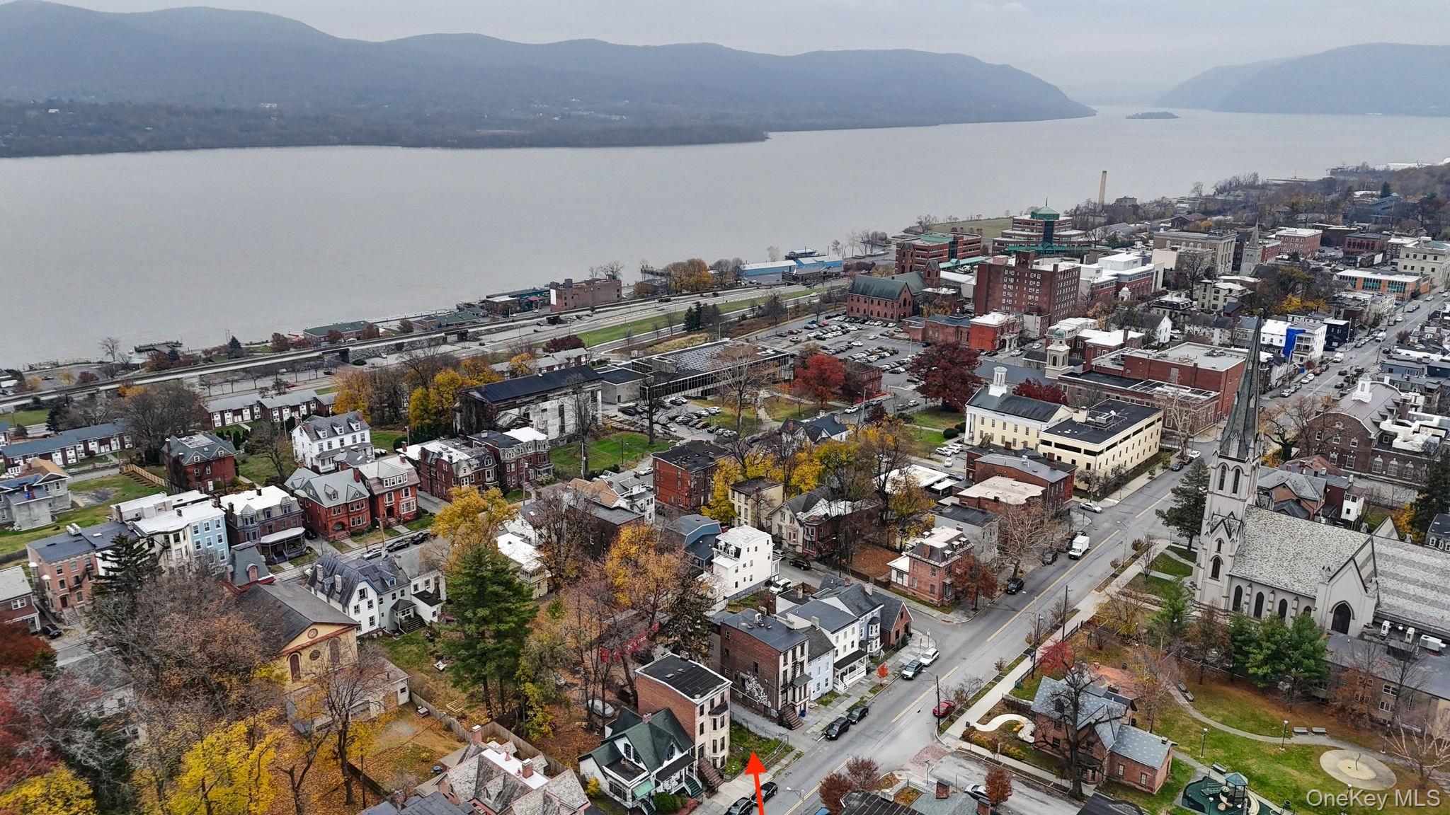 260 Liberty Street Out of NYC Newburgh, NY 12550