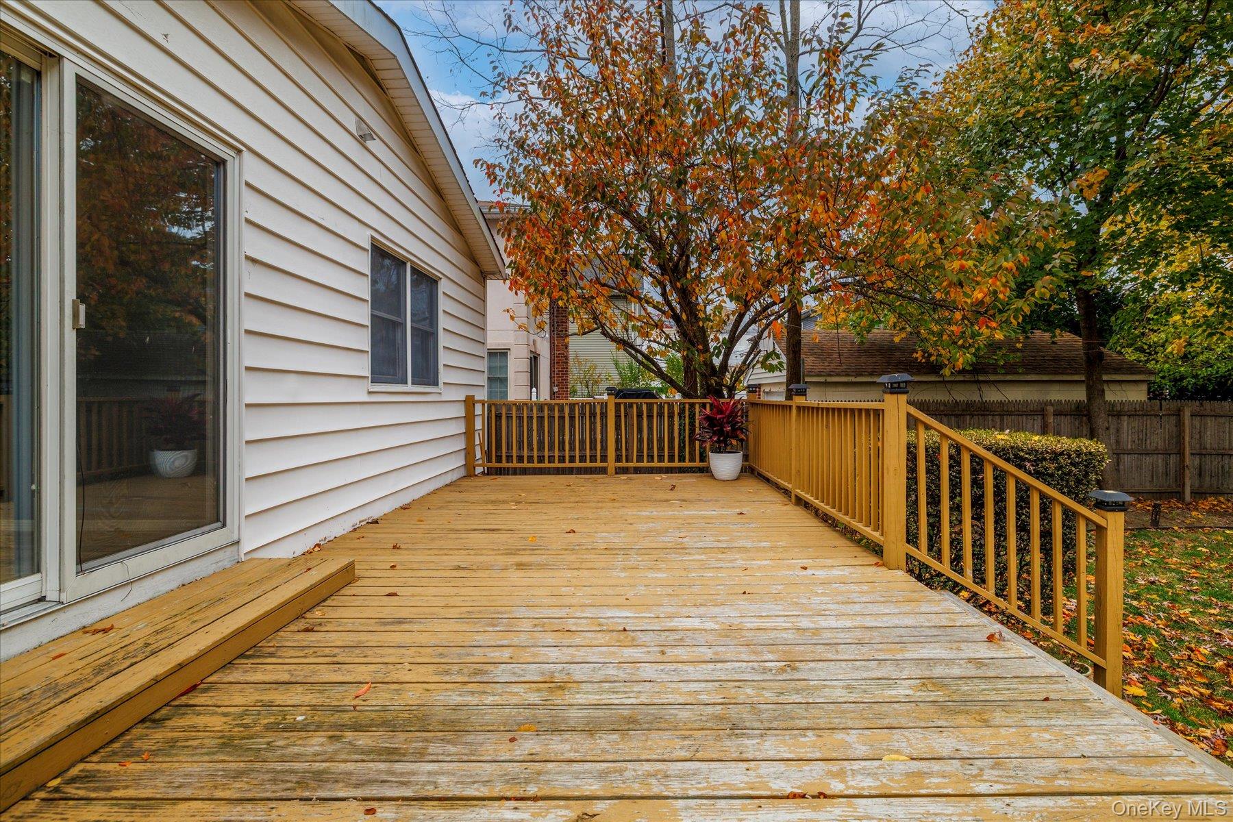 108 Earle Avenue Lynbrook Lynbrook, NY 11563