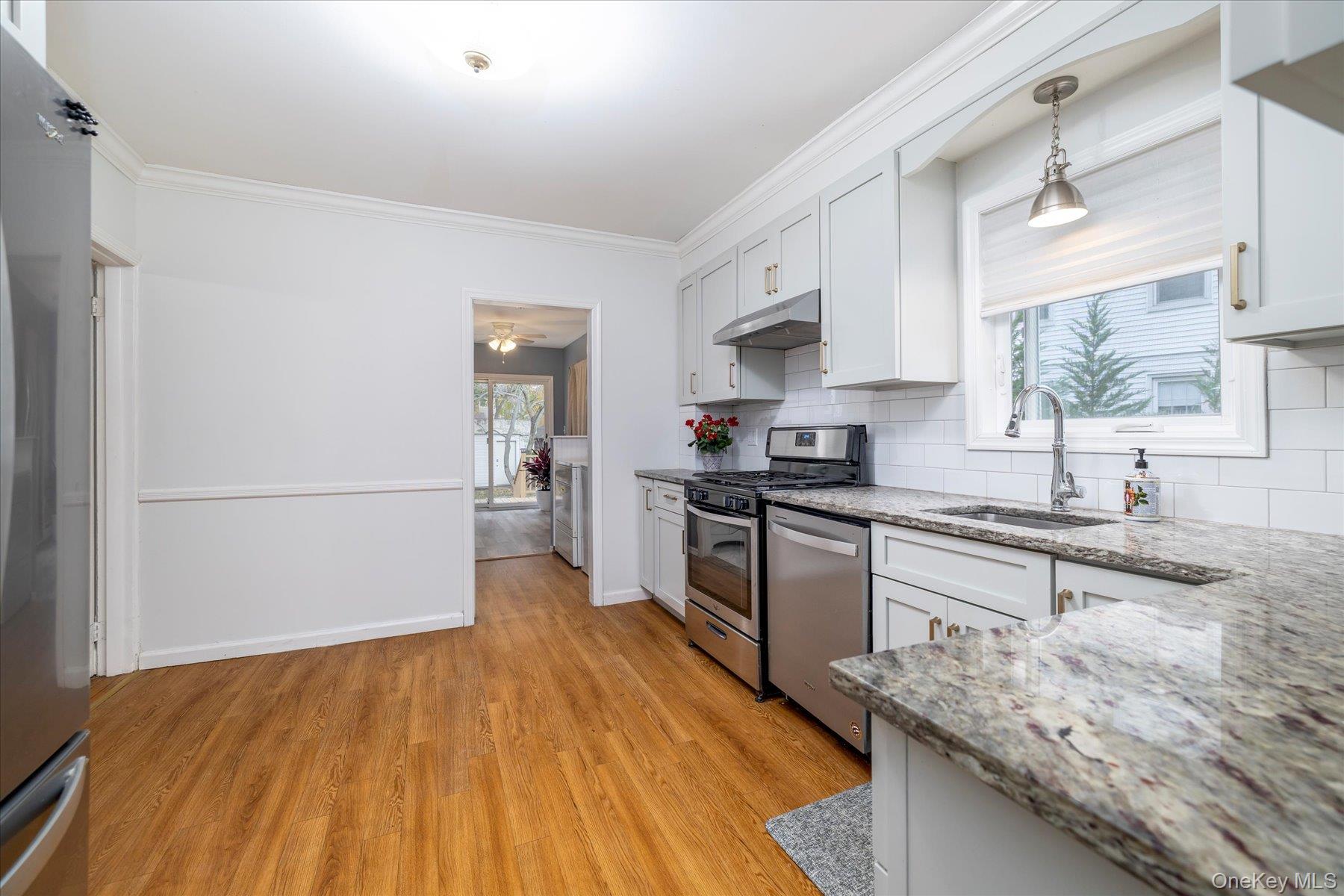 108 Earle Avenue Lynbrook Lynbrook, NY 11563