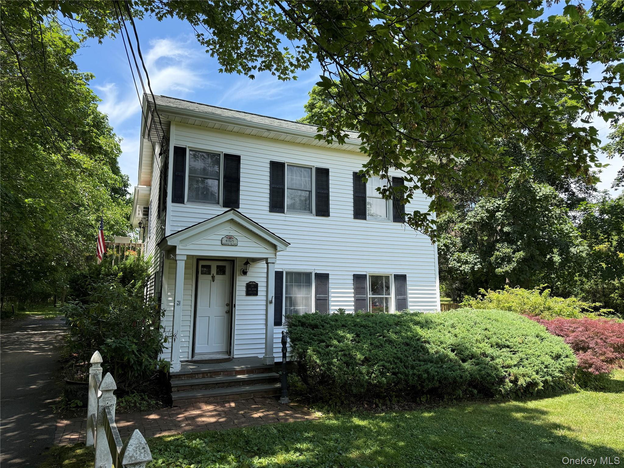 49925 Main Road Southold Southold, NY 11971