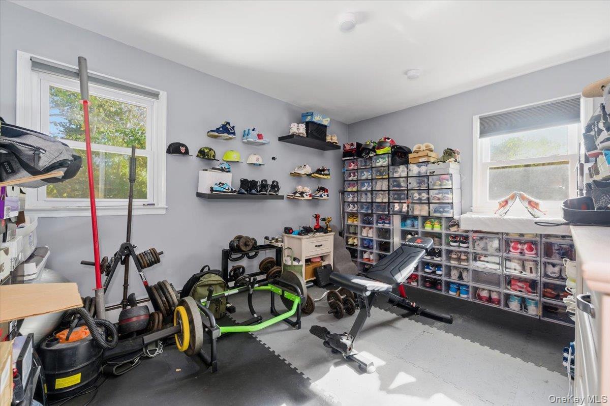 260 Lower Rocky Point Road Sound Beach Sound Beach, NY 11789