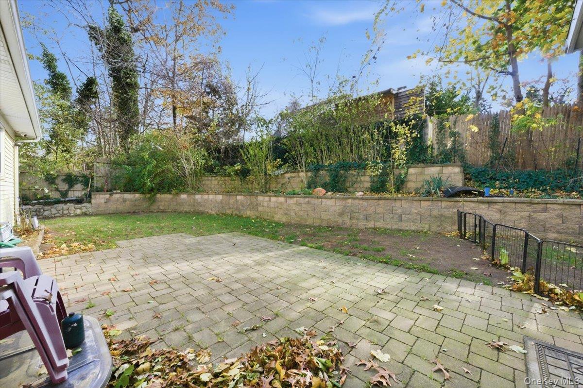 260 Lower Rocky Point Road Sound Beach Sound Beach, NY 11789