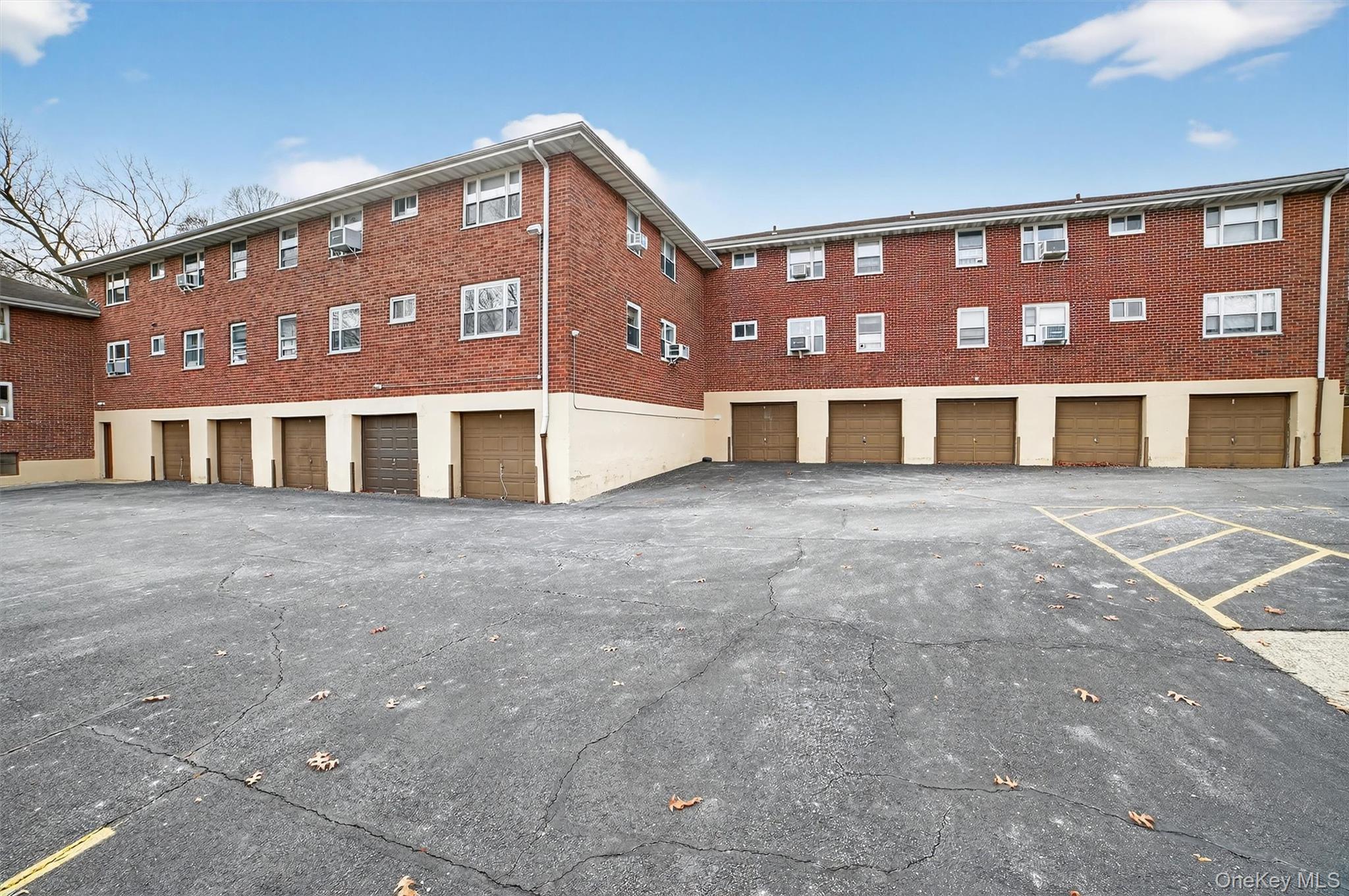 10 Dehaven Drive 2-D Yonkers Yonkers, NY 10703