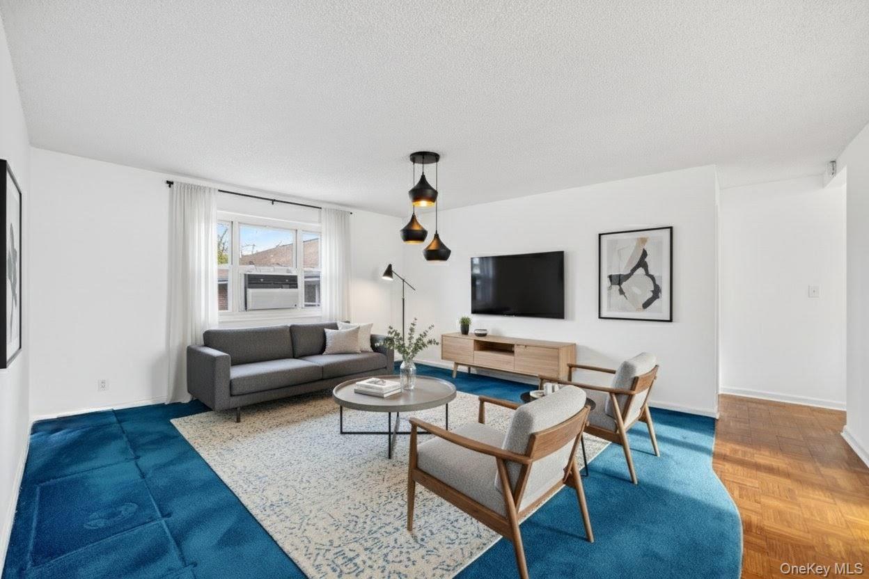 10 Dehaven Drive 2-D Yonkers Yonkers, NY 10703