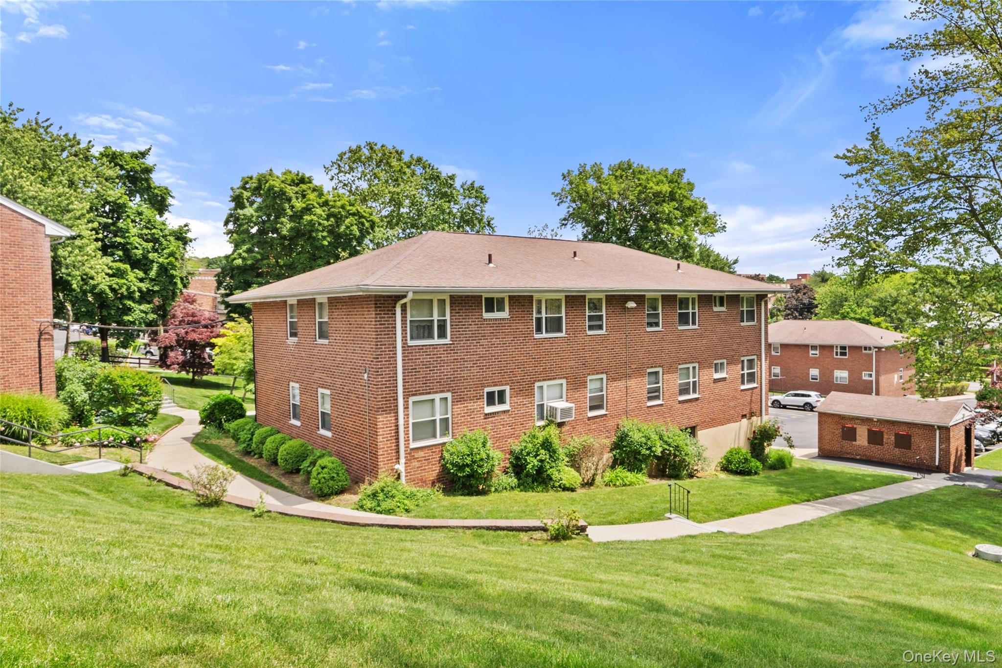 10 Dehaven Drive 2-D Yonkers Yonkers, NY 10703