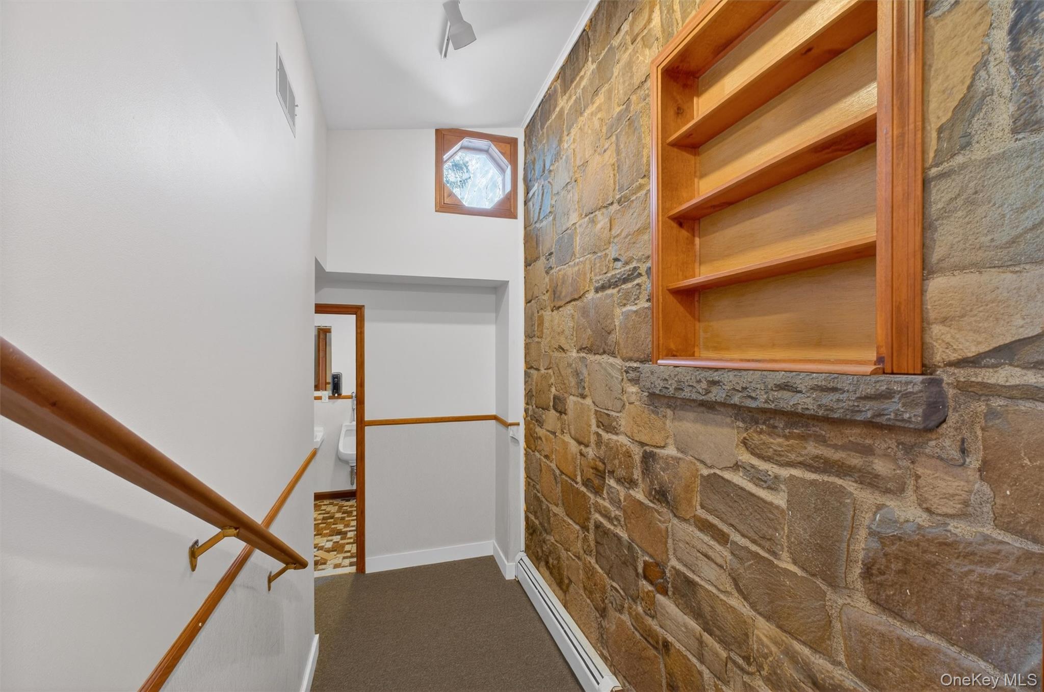 563 Temple Hill Road Out of NYC New Windsor, NY 12553