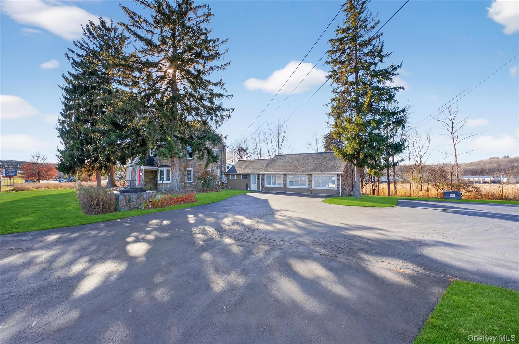 563 Temple Hill Road Out of NYC New Windsor, NY 12553