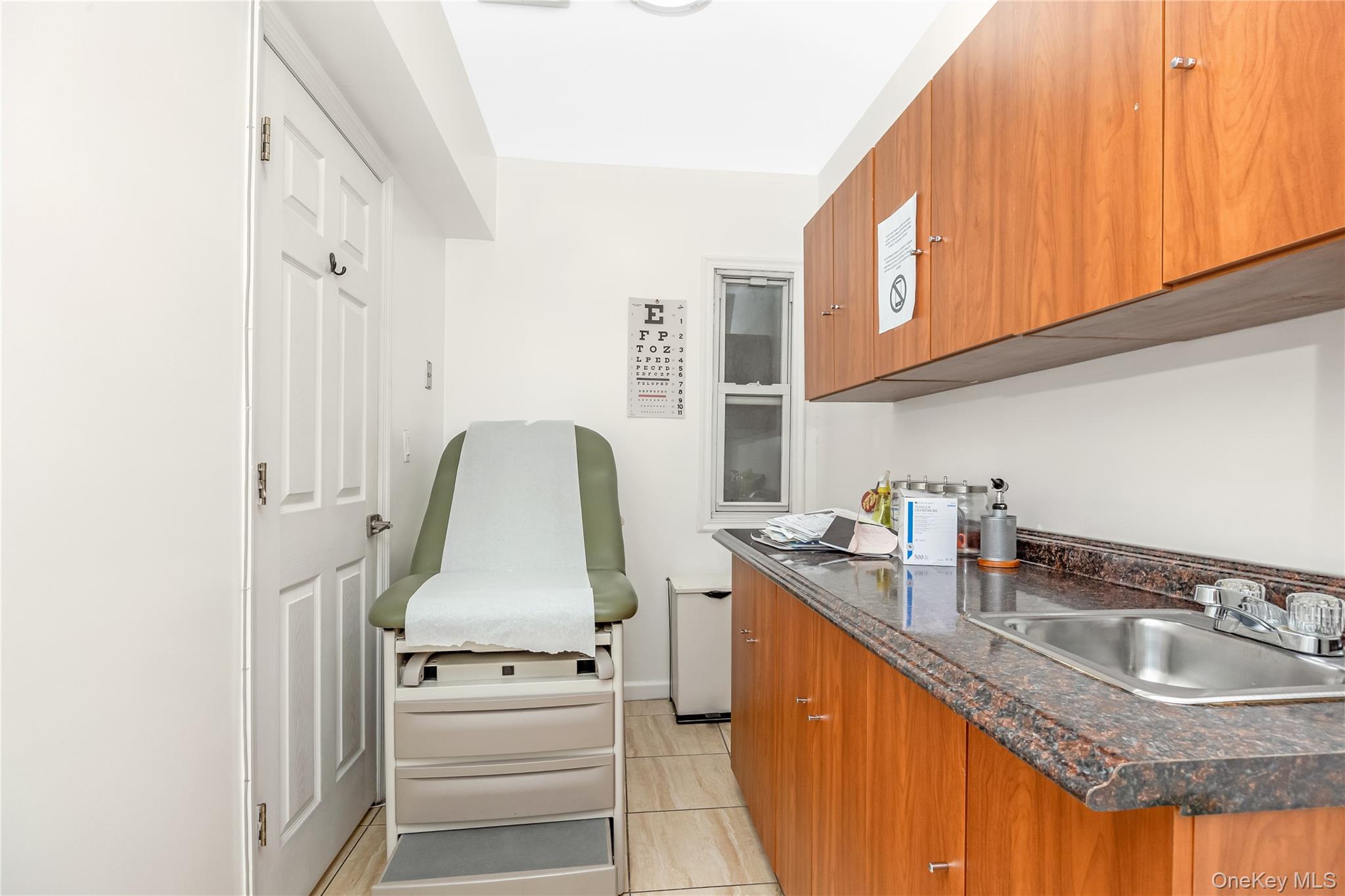 40-10 Forley Street Elmhurst Elmhurst, NY 11373