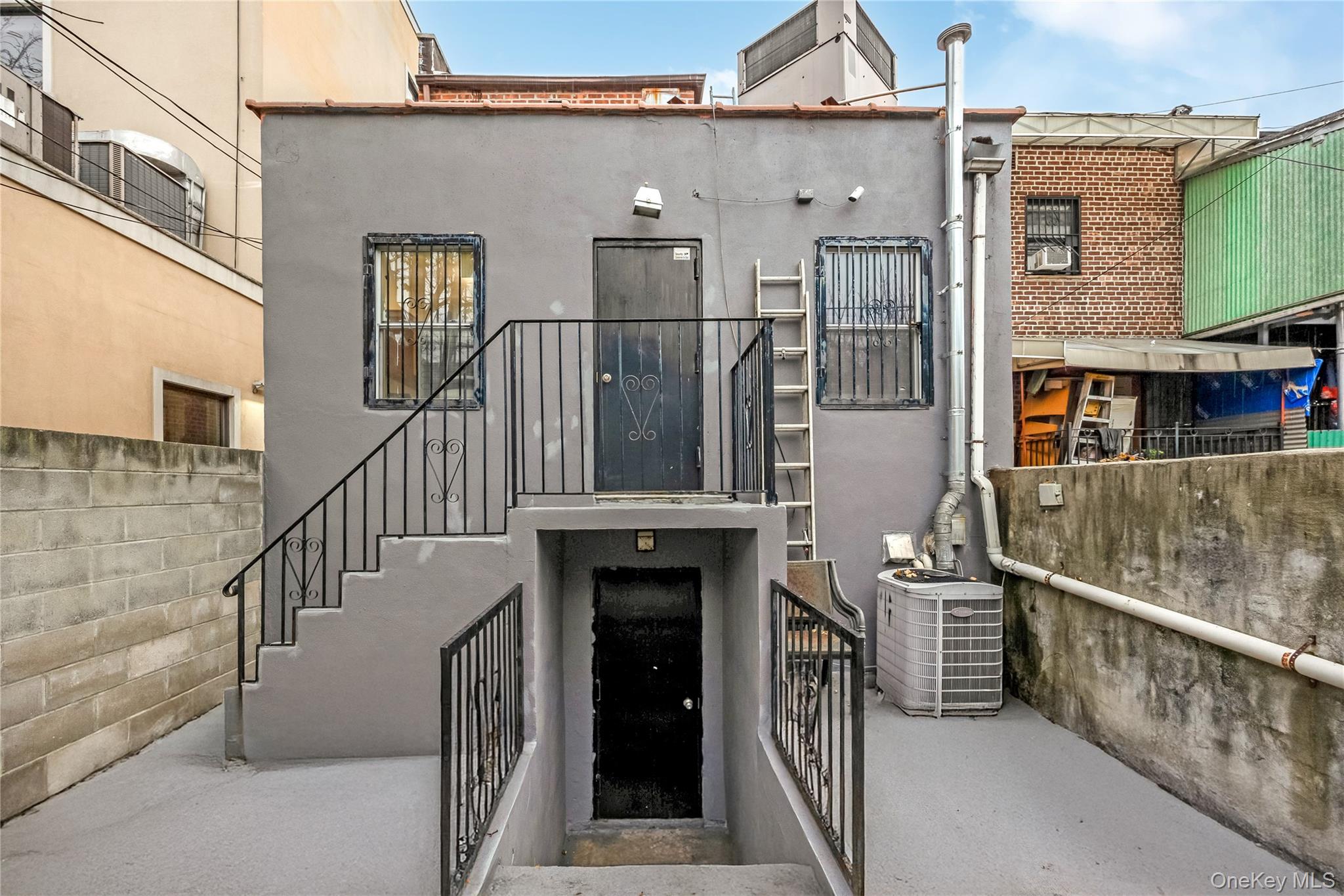 40-10 Forley Street Elmhurst Elmhurst, NY 11373