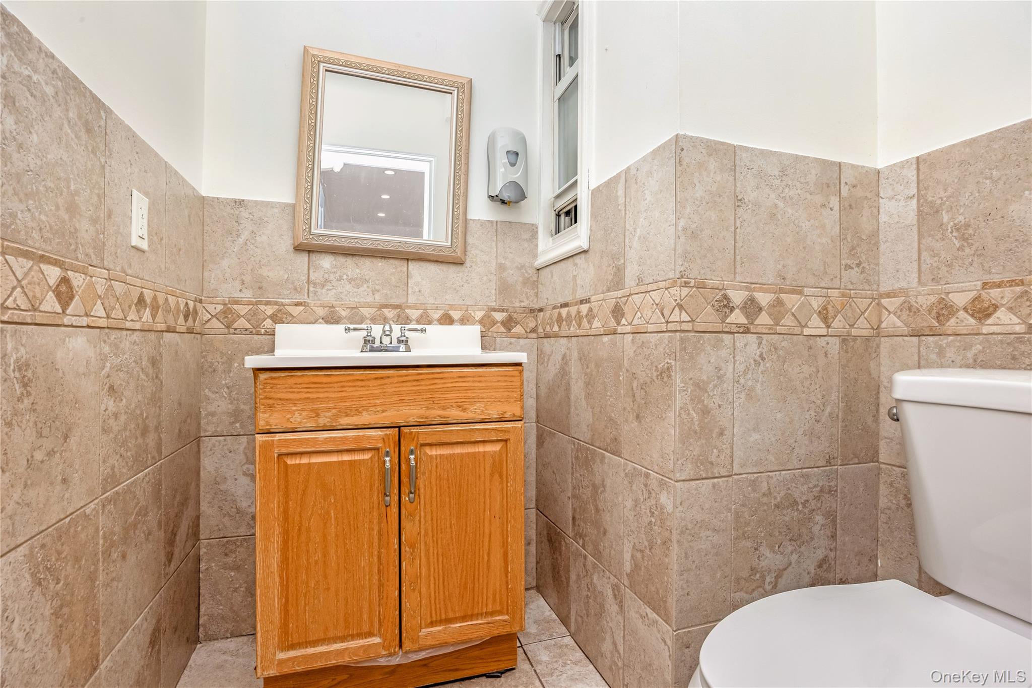 40-10 Forley Street Elmhurst Elmhurst, NY 11373