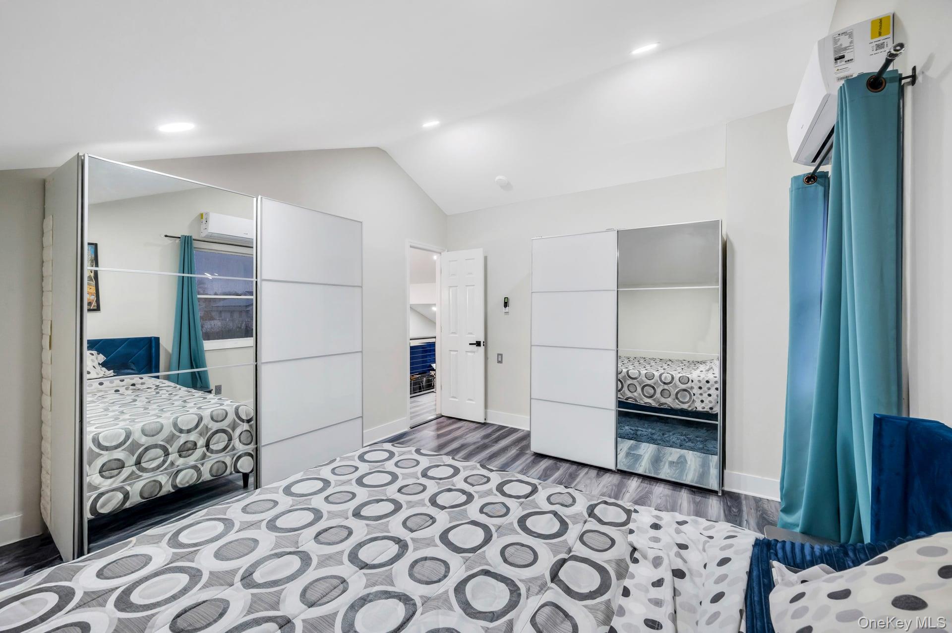 15 Drake Avenue Bellport Bellport, NY 11713