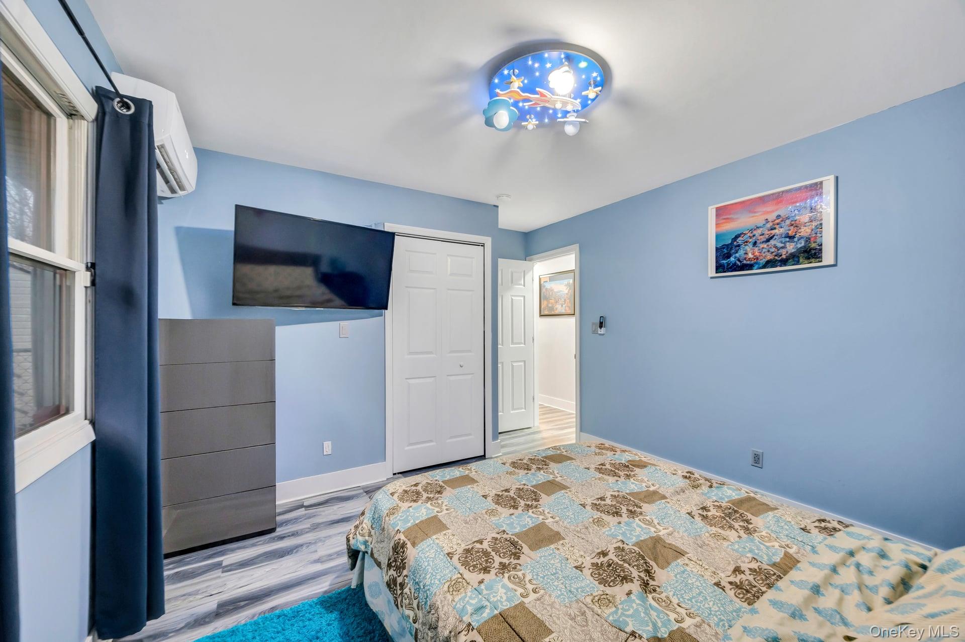 15 Drake Avenue Bellport Bellport, NY 11713