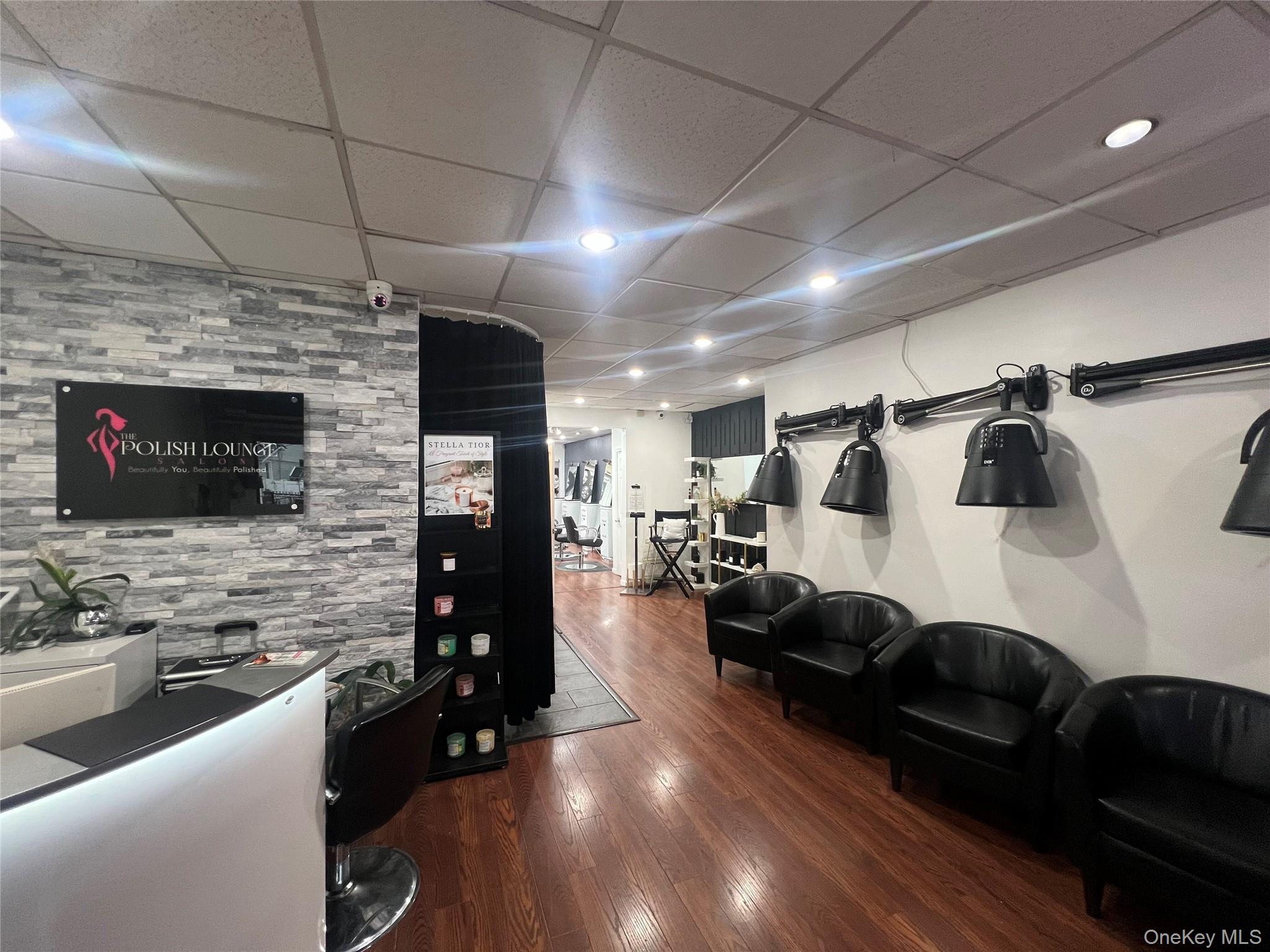 13638 Hook Creek Boulevard Rosedale Rosedale, NY 11422