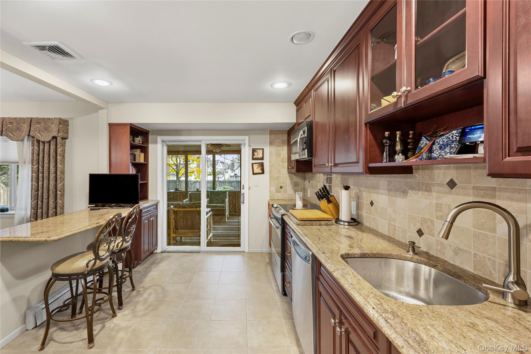 2476 Florin Court Bellmore Bellmore, NY 11710