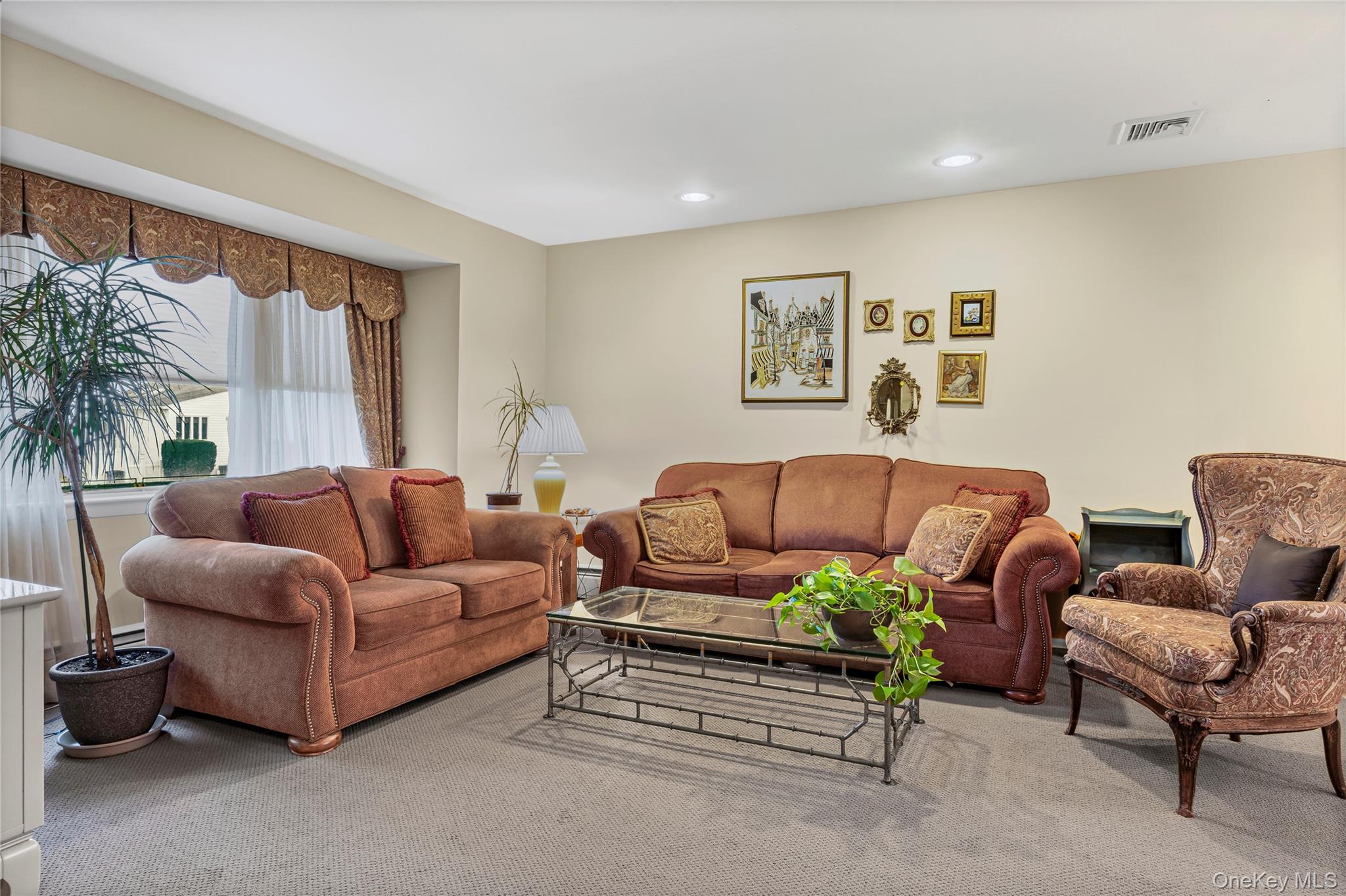 2476 Florin Court Bellmore Bellmore, NY 11710