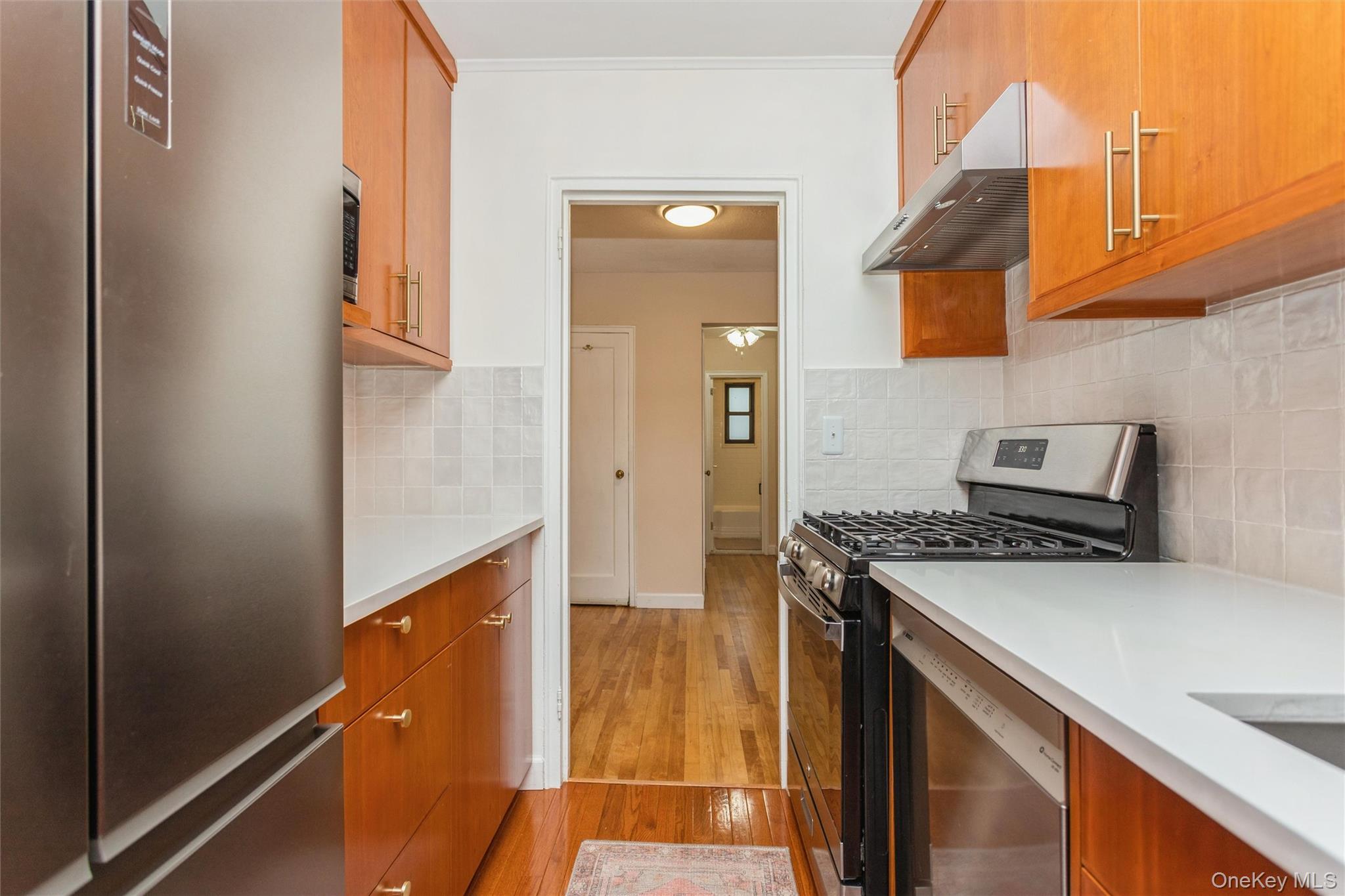 154 Martling Avenue 5-J6 Tarrytown Tarrytown, NY 10591