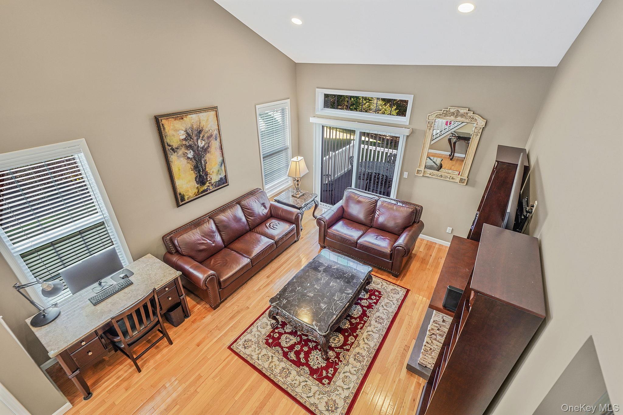 96 Manitou Trail 96 Kings Park Kings Park, NY 11754