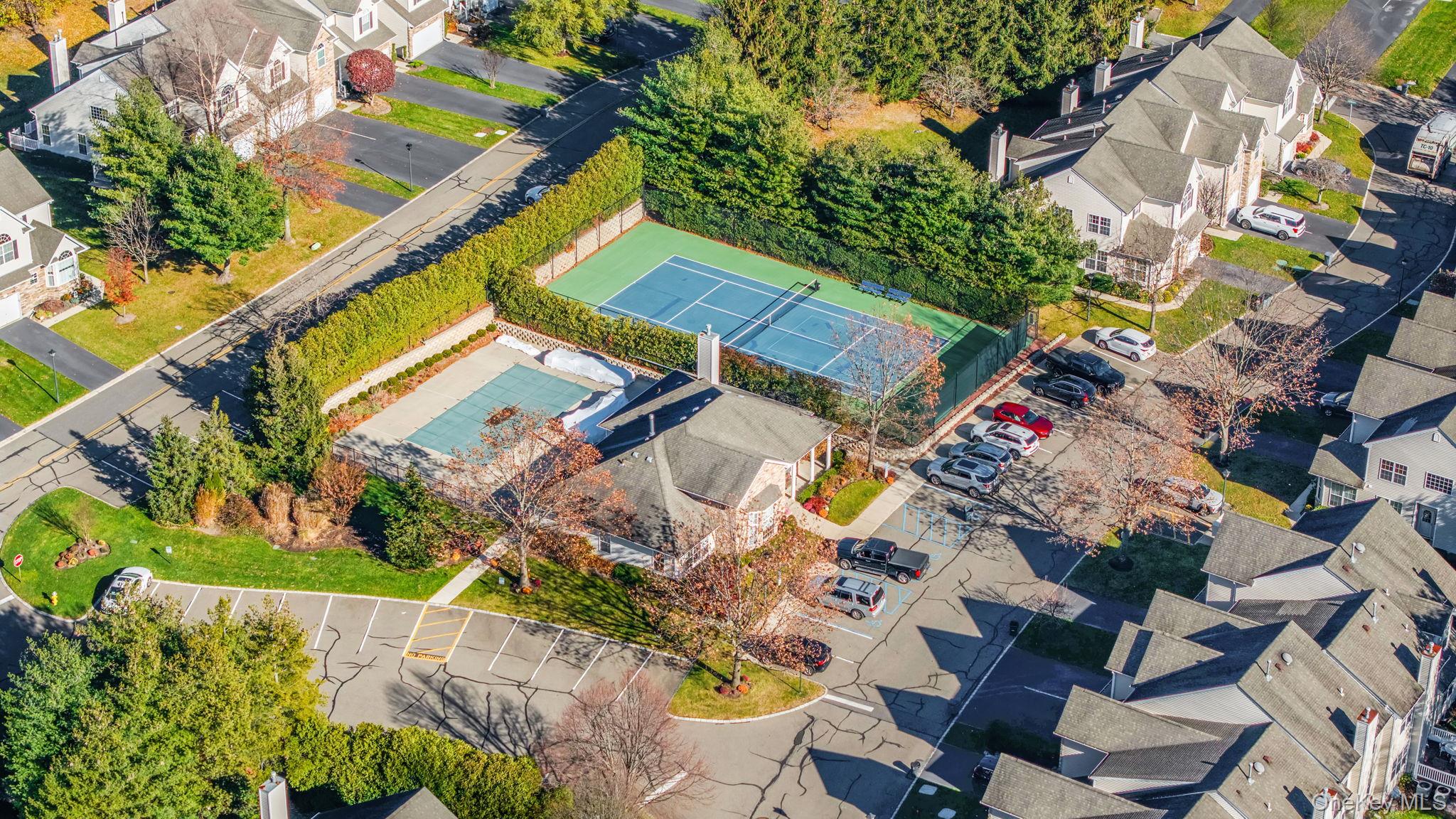 96 Manitou Trail 96 Kings Park Kings Park, NY 11754