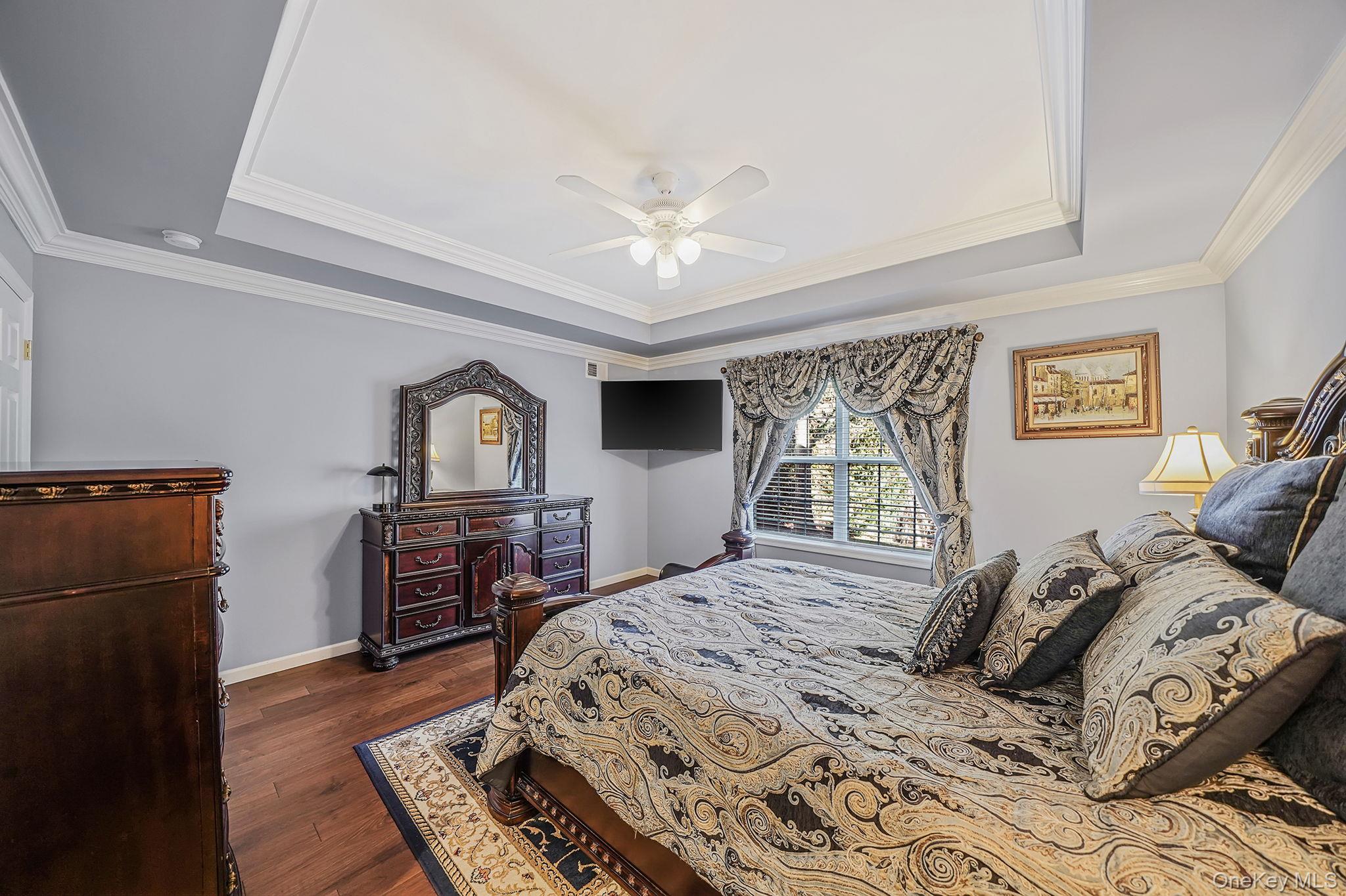 96 Manitou Trail 96 Kings Park Kings Park, NY 11754