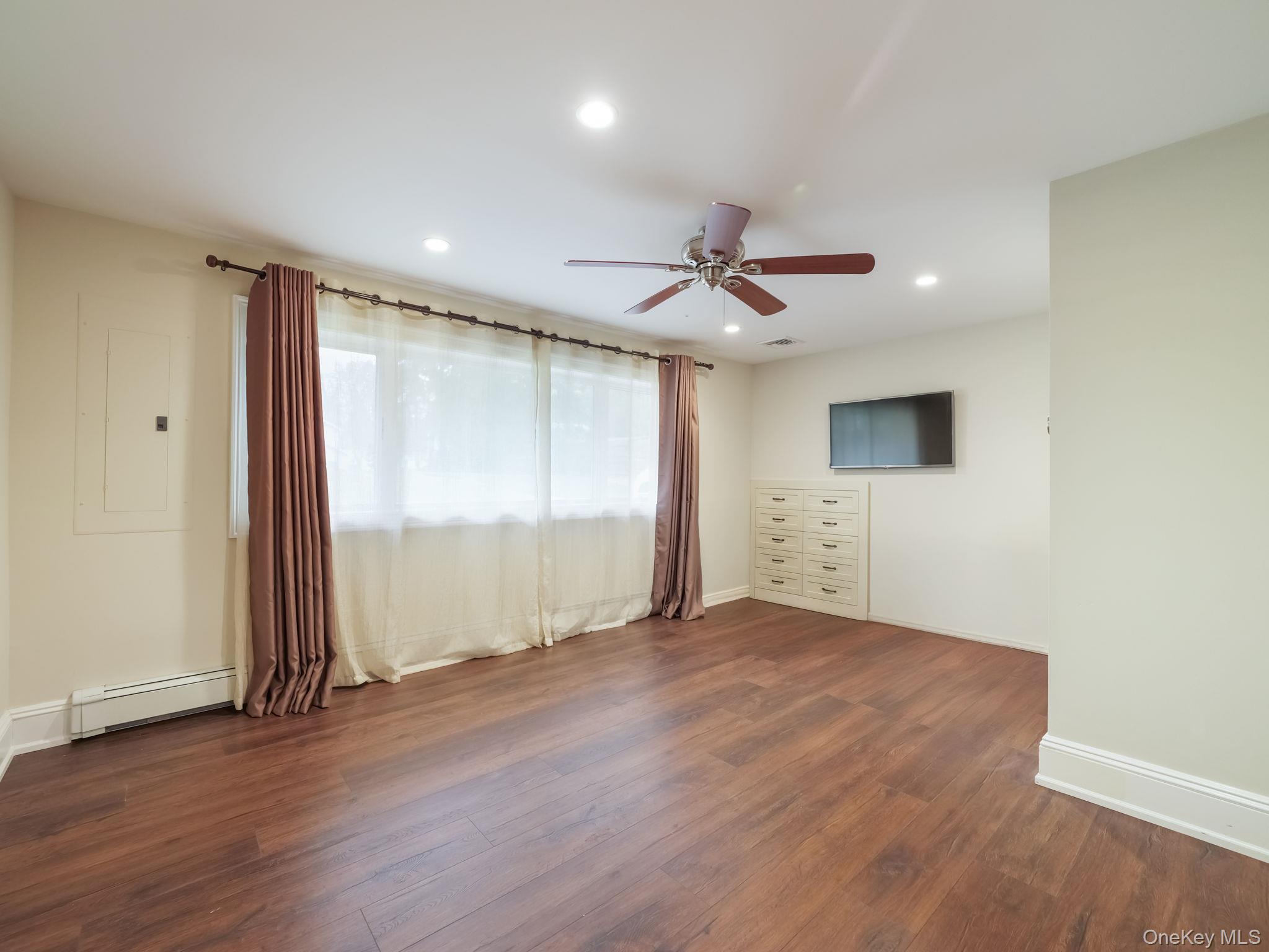 168 N Lincoln Street Out of NYC Pearl River, NY 10965